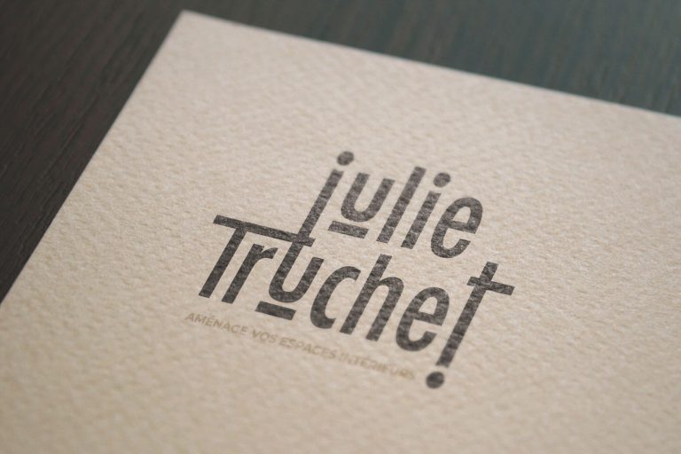 Création de logo à Nevers pour Julie Truchet