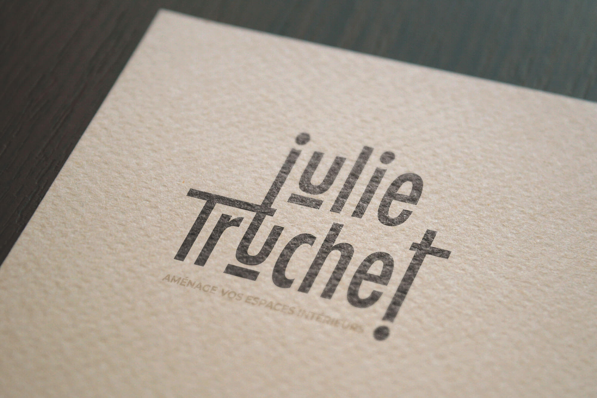 Création de logo à Nevers pour Julie Truchet
